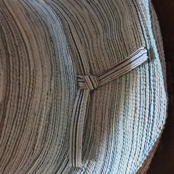 Eddie Bauer Blue Striped Women's Sun Hat - Picture 5 of 8
